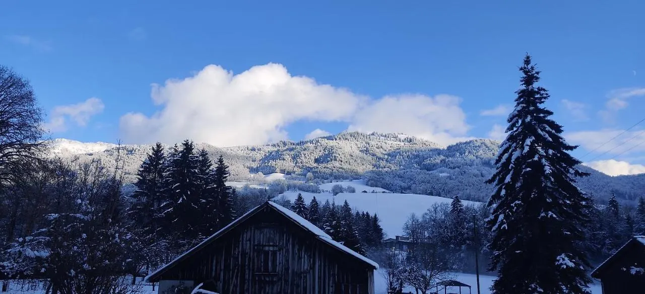 Gite Vallee Verte Burdignin 0*,  France